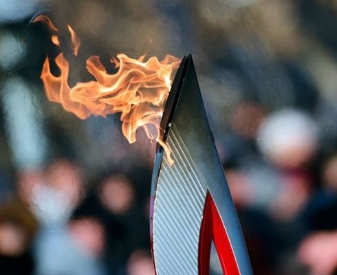 В Магасе  Паралимпийский огонь зажгла хранительница домашнего очага