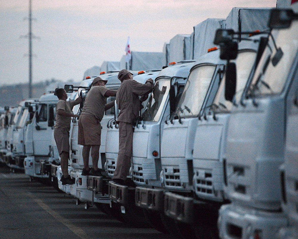 Машины с  гуманитарным  грузом для Украины