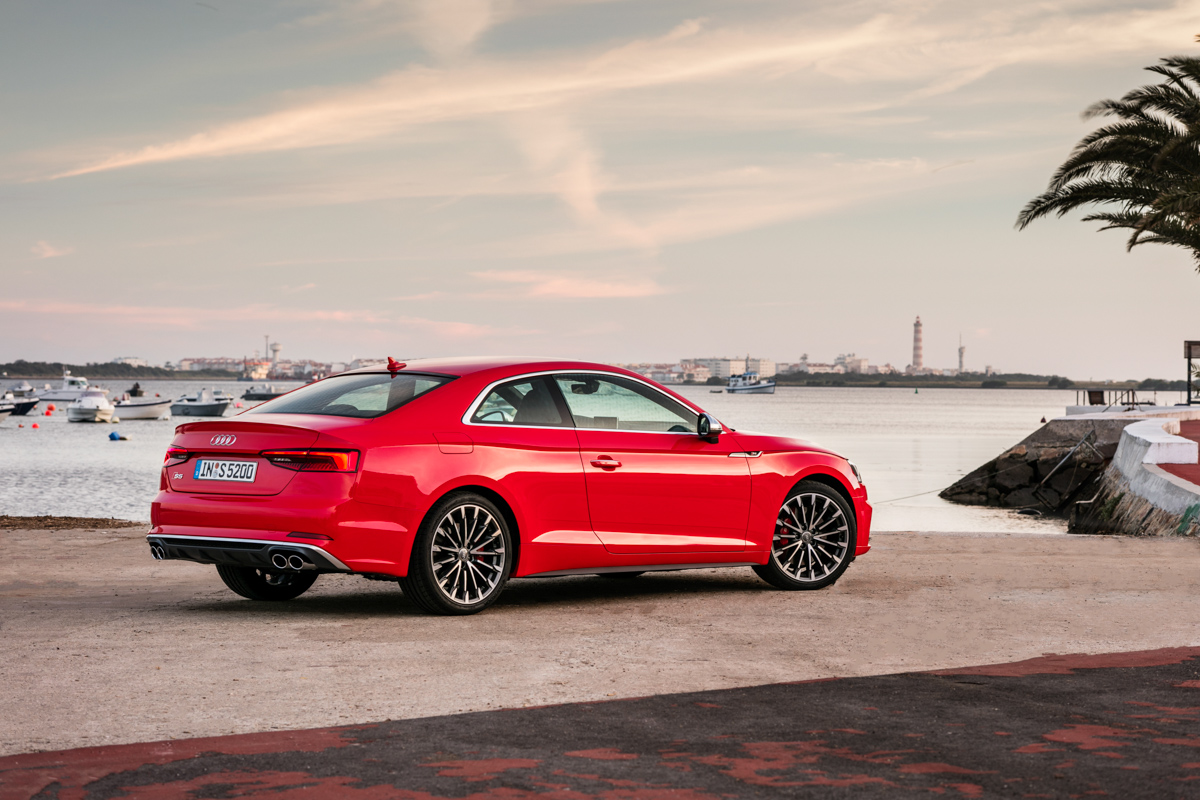 Стальная порода. Тест-драйв Audi A5 и S5 :: Autonews