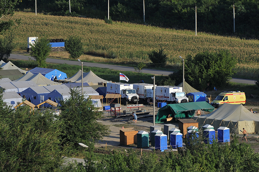 Лагерь украинских беженцев в Ростовской области. 6 августа 2014 года
