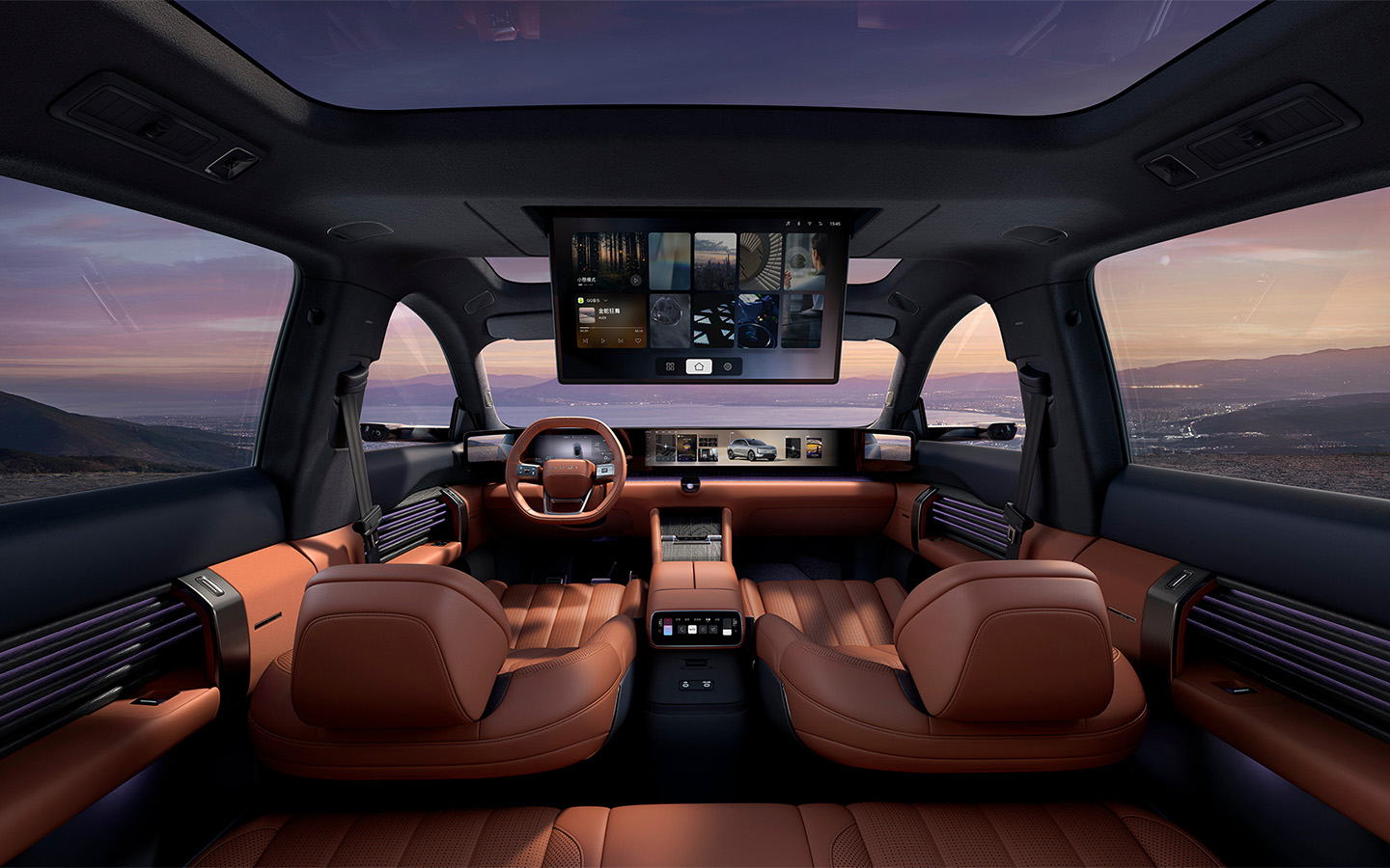 Внутри AUDI E7X множество экранов. Кроме дисплея мультимедиа и приборной панели, экраны будут&nbsp;у задних пассажиров и вместо боковых зеркал