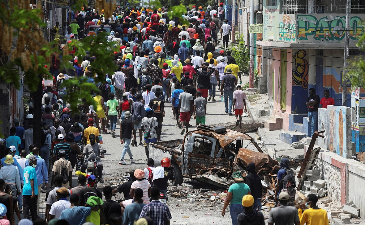 Ralph Tedy Erol / Reuters