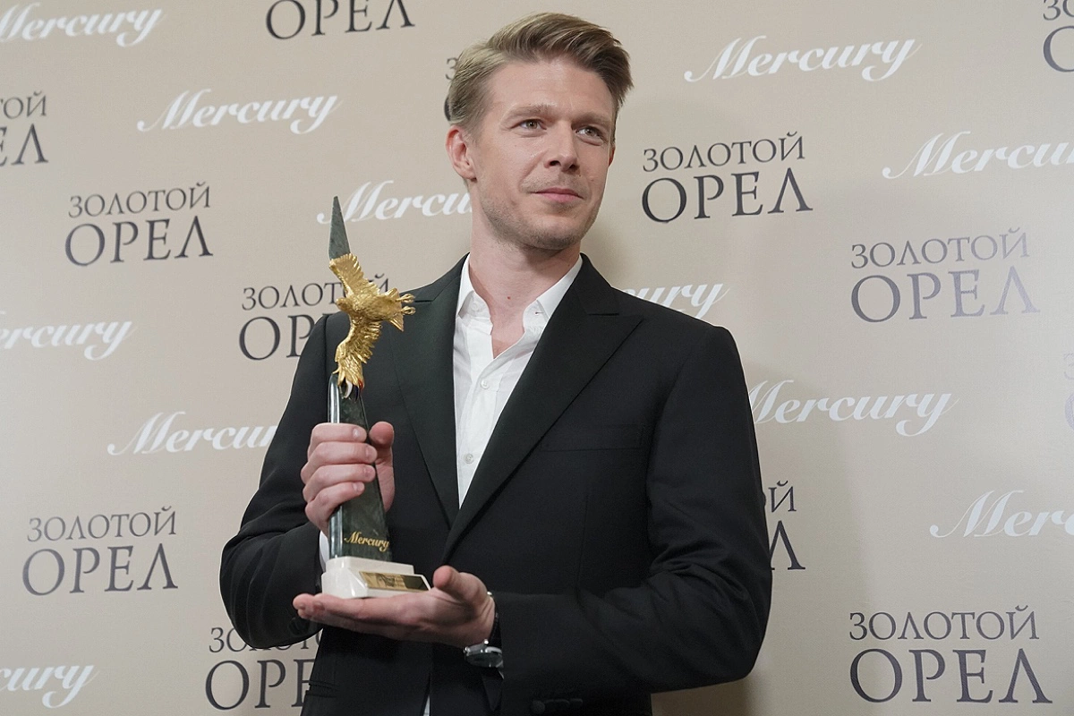 Никита Ефремов на премии «Золотой орел». 2023 год