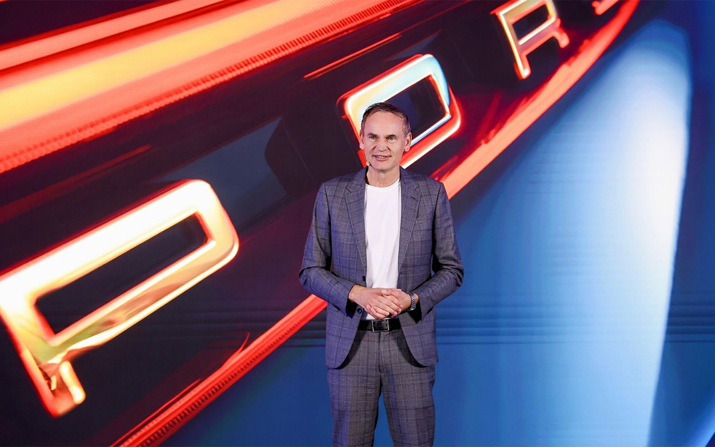 Оливер Блюме