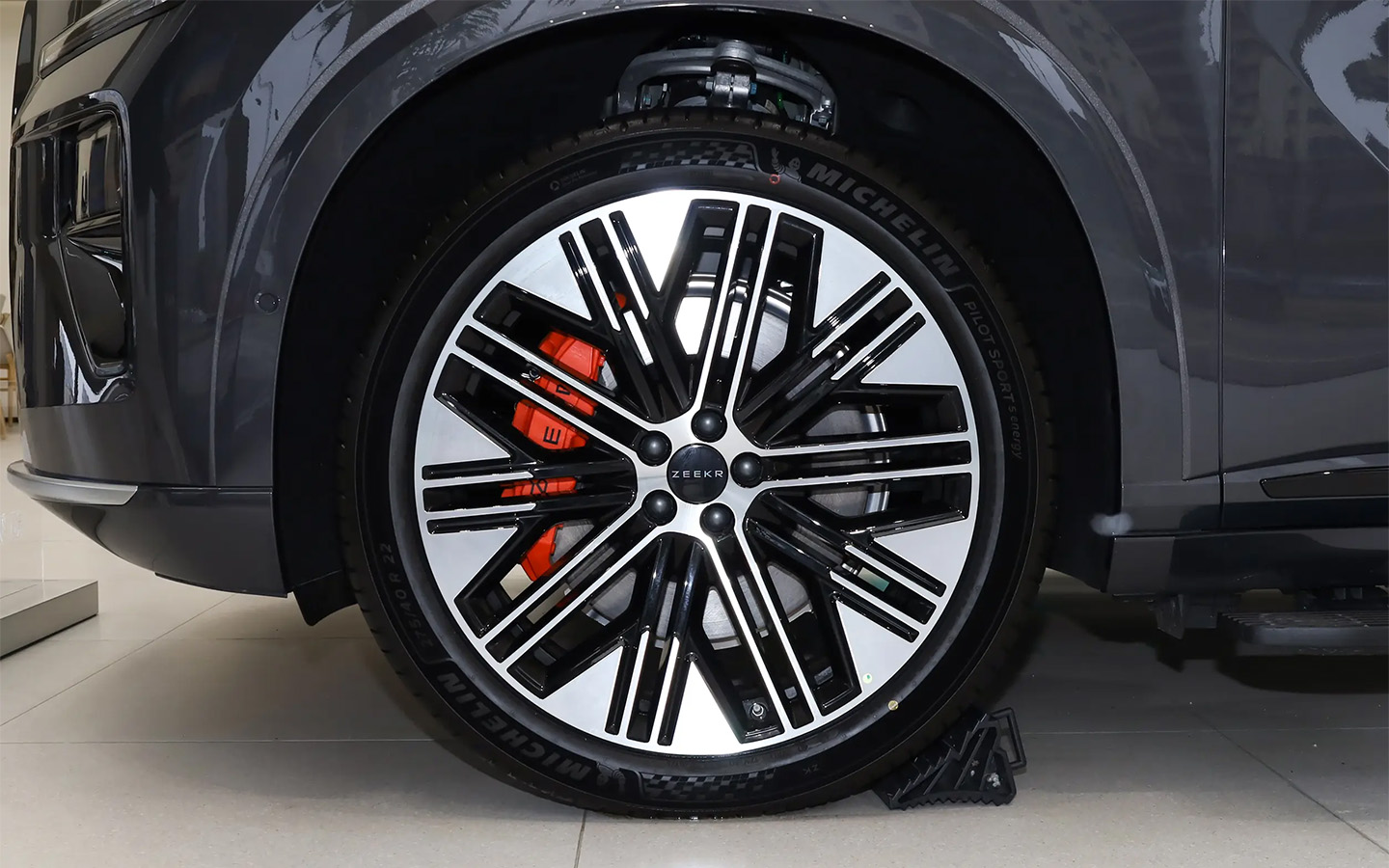 Zeekr 8X