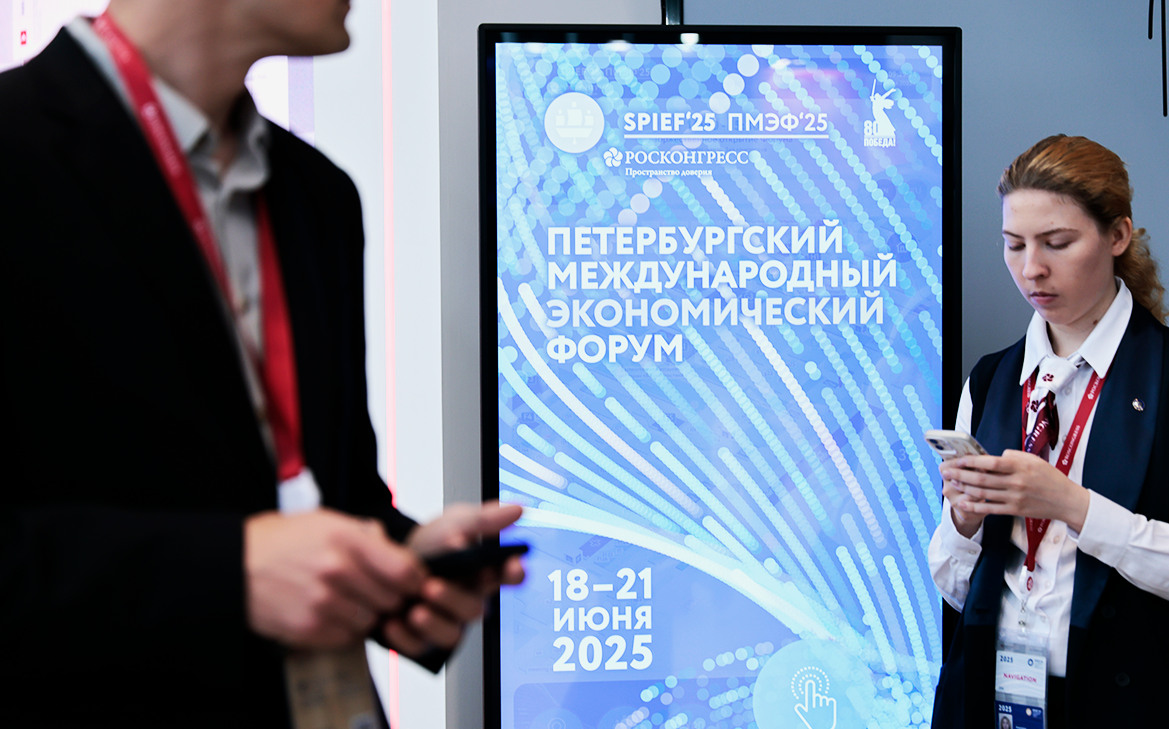 «Инфоксикация» и нейросети: о чем говорили во второй день ПМЭФ