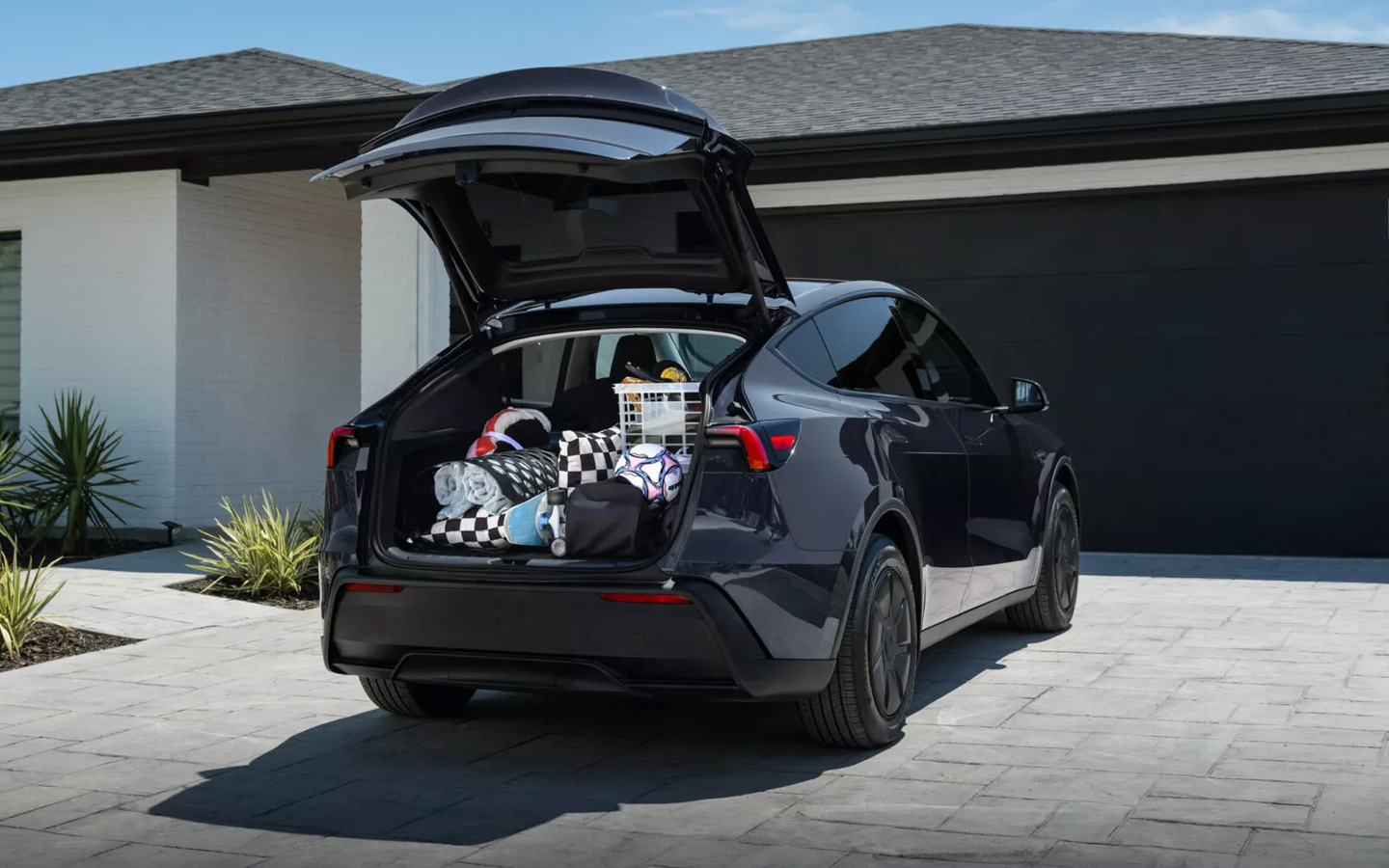Tesla Model Y Standard