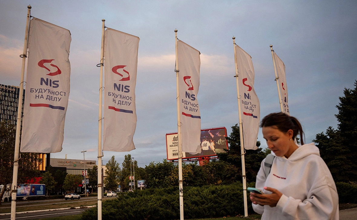 Marko Djurica / Reuters