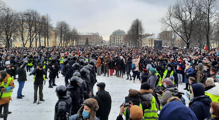 Акция в поддержку Навального в центре Петербурга 31 января 2021 года