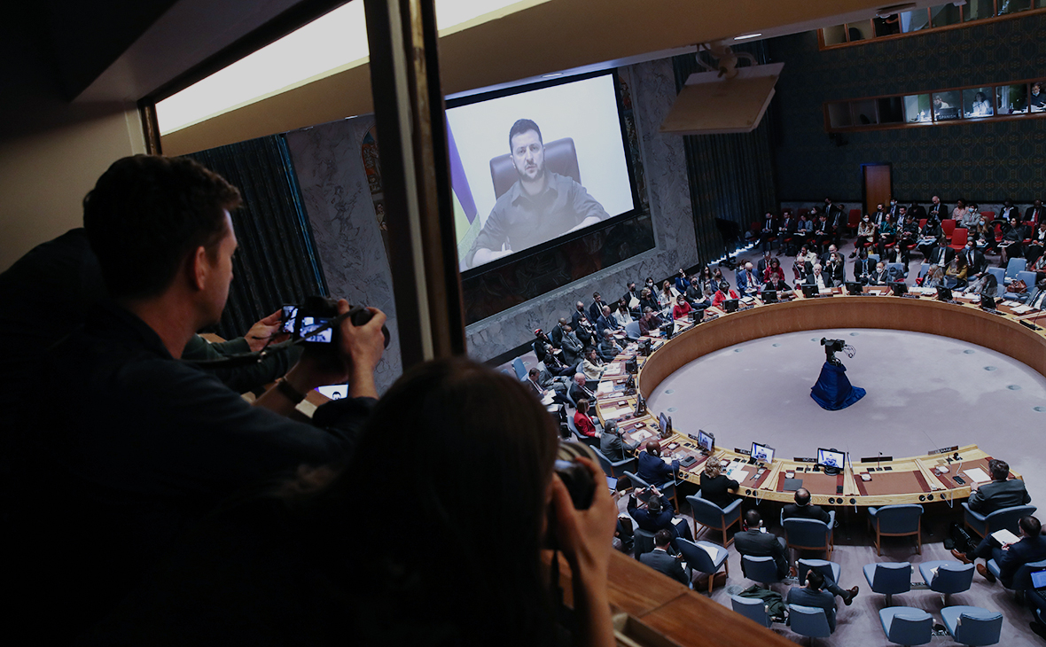 Владимир Зеленский (на экране) на заседании Совбеза ООН