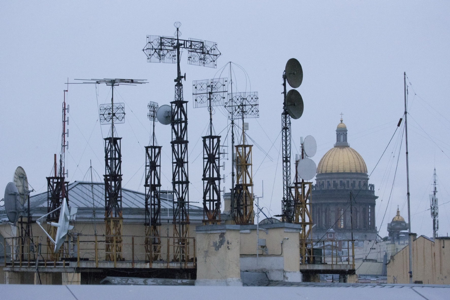 Сотовый оператор спрогнозировал исчезновение связи в центре Петербурга — РБК