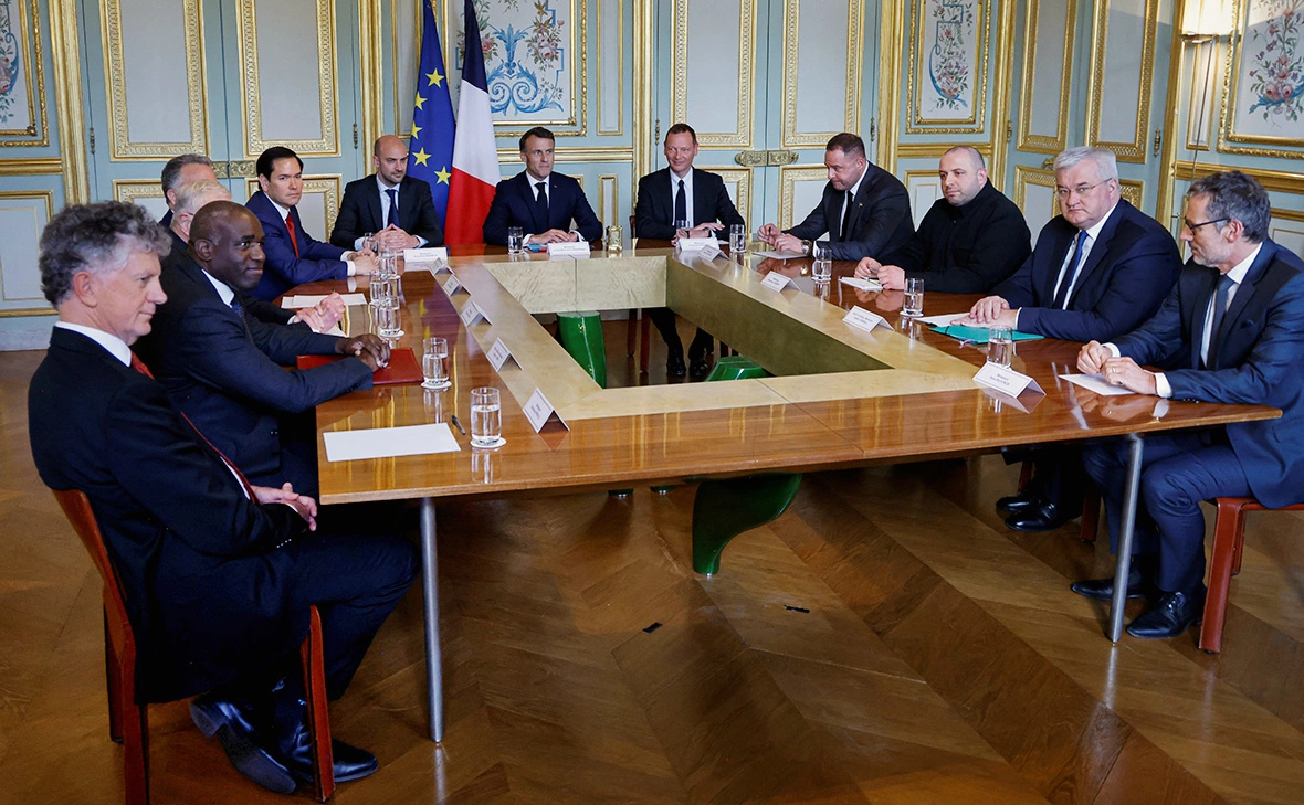 Ludovic Marin / Reuters