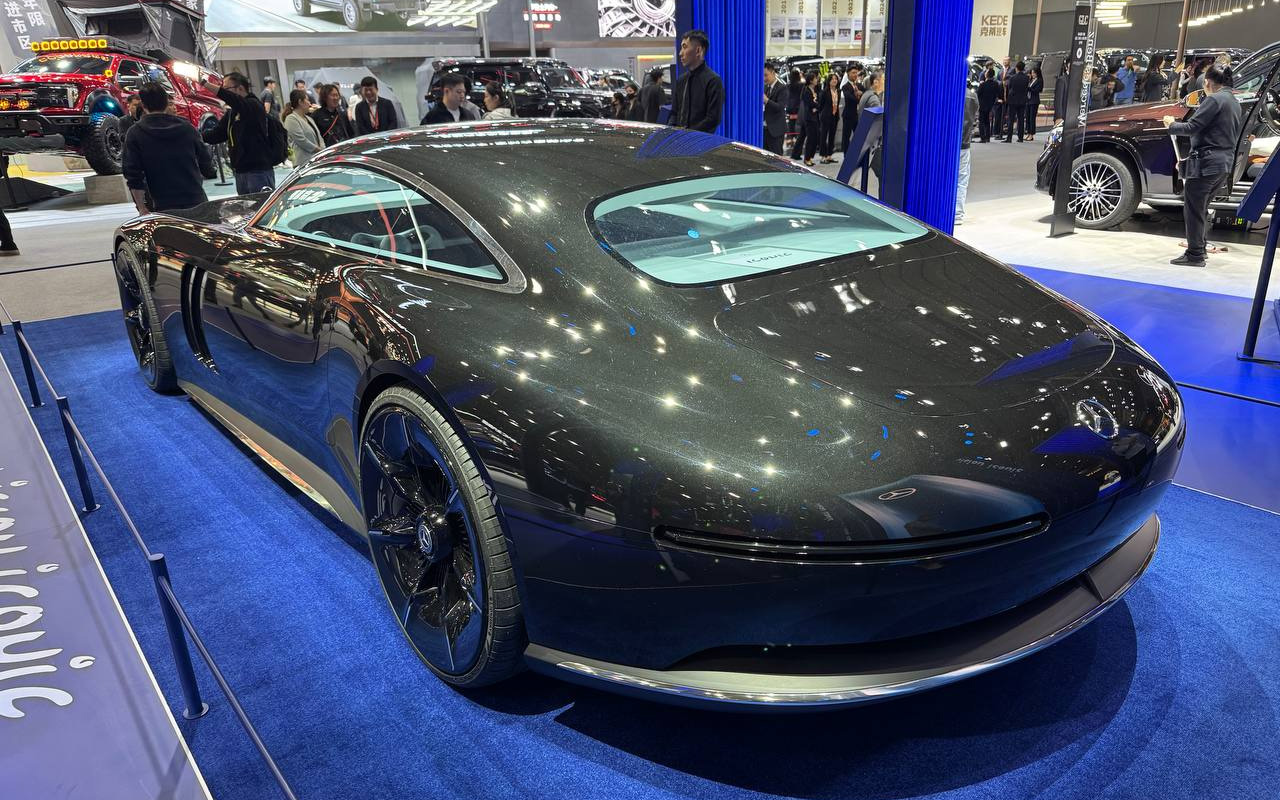 Mercedes-Benz Vision Iconic