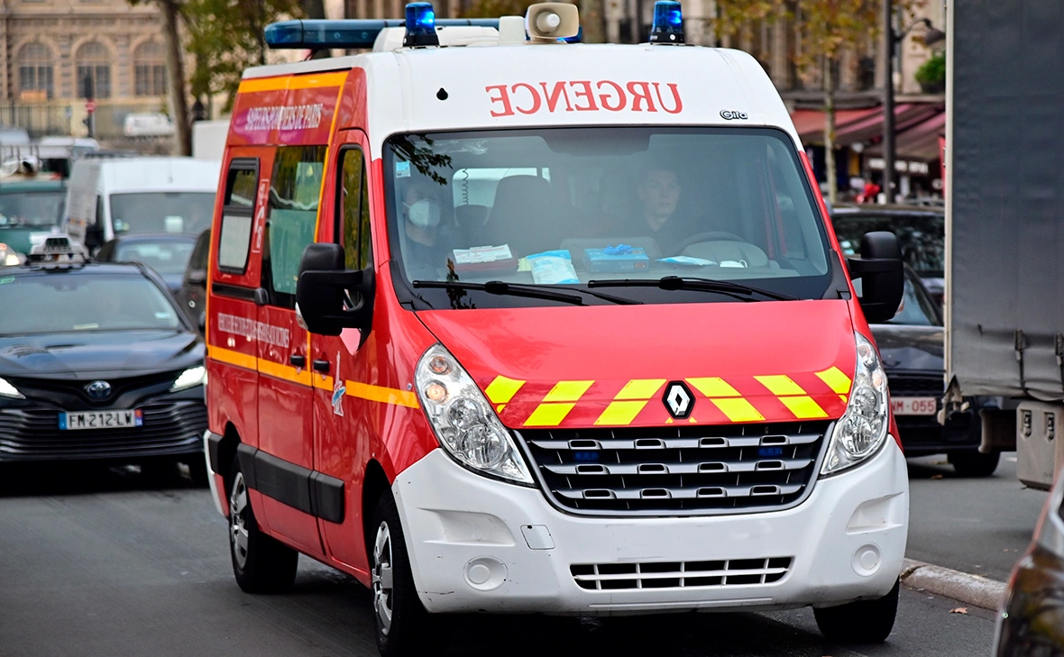 ChameleonsEye / Shutterstock