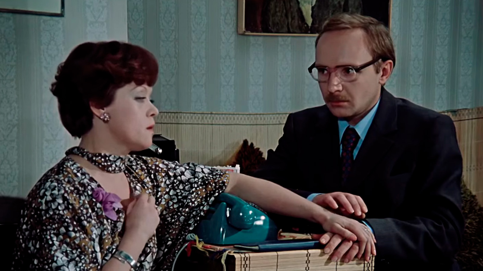 Кадр из фильма «Служебный роман», режиссер Эльдар Рязанов, 1977 год