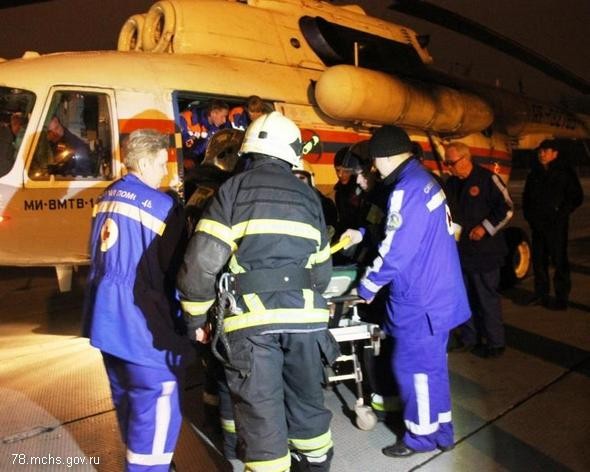 Попавших в ДТП сирот перевезли из череповецких больниц в петербургские