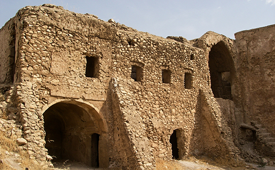 Древнейший в Ираке христианский монастырь святого Илии на окраине городе Мосул, 1 октября 2006 года