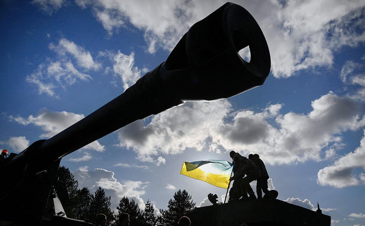 Украина получит от Британии вдвое больше танков Challenger 2"/>













