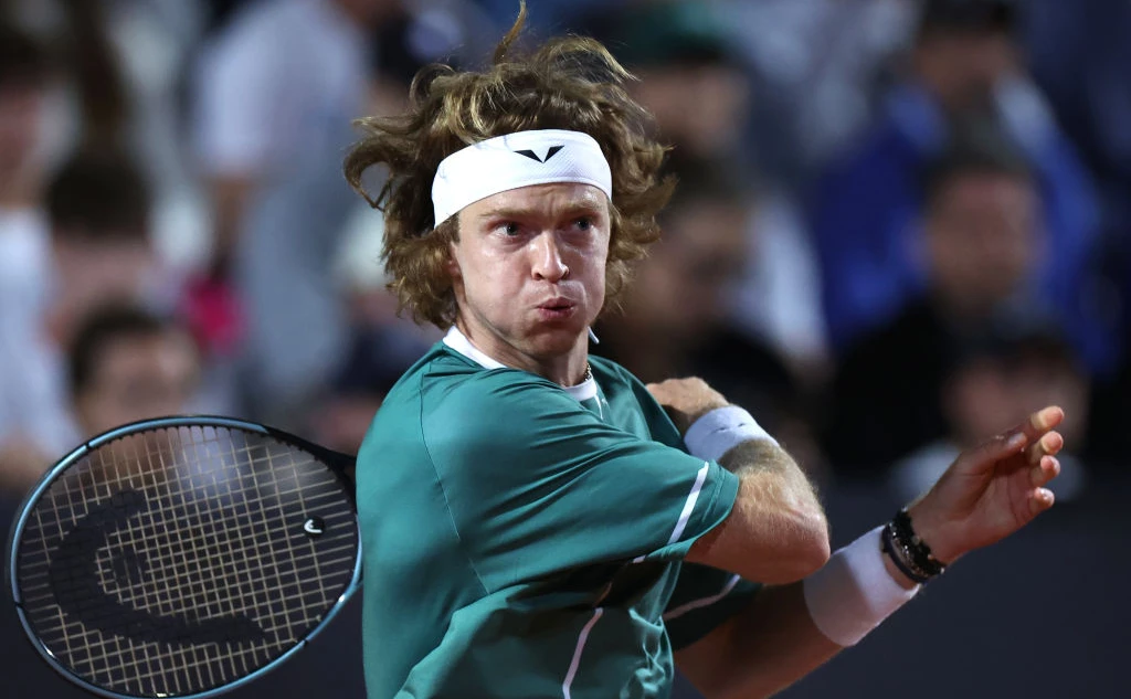 Dan Istitene / Getty Images