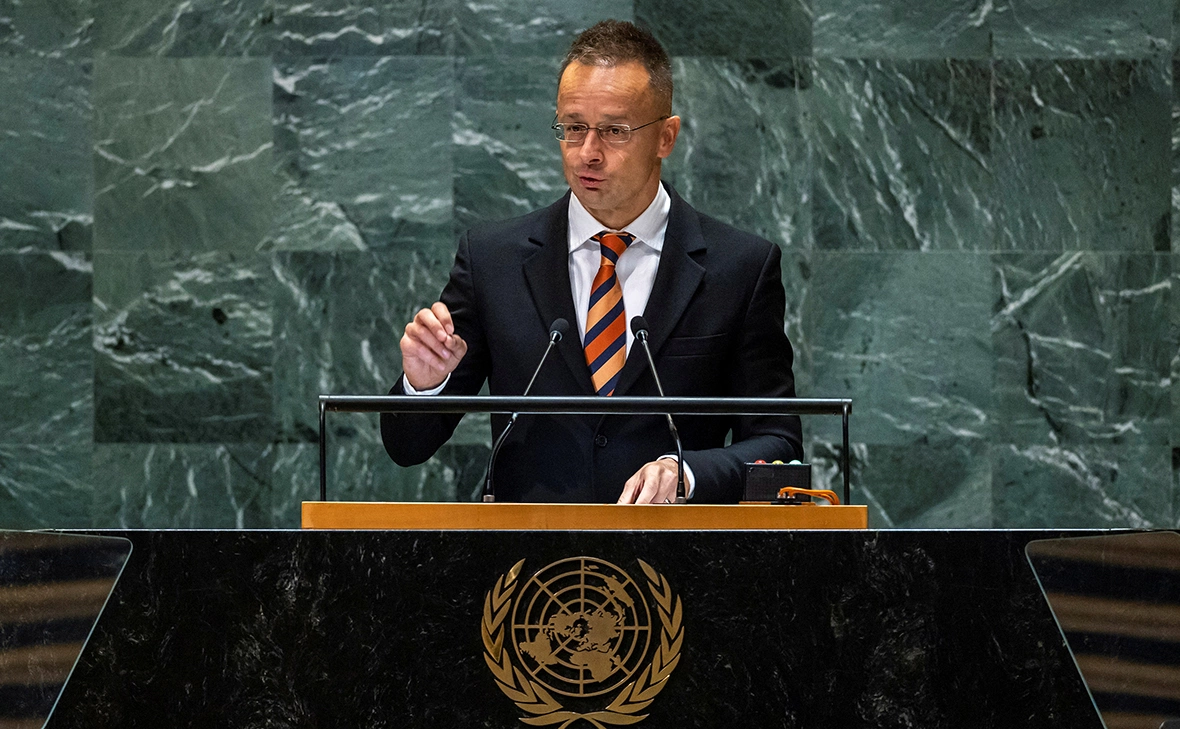 Eduardo Munoz / Reuters