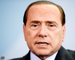 С.Берлускони назвал имя своего преемника