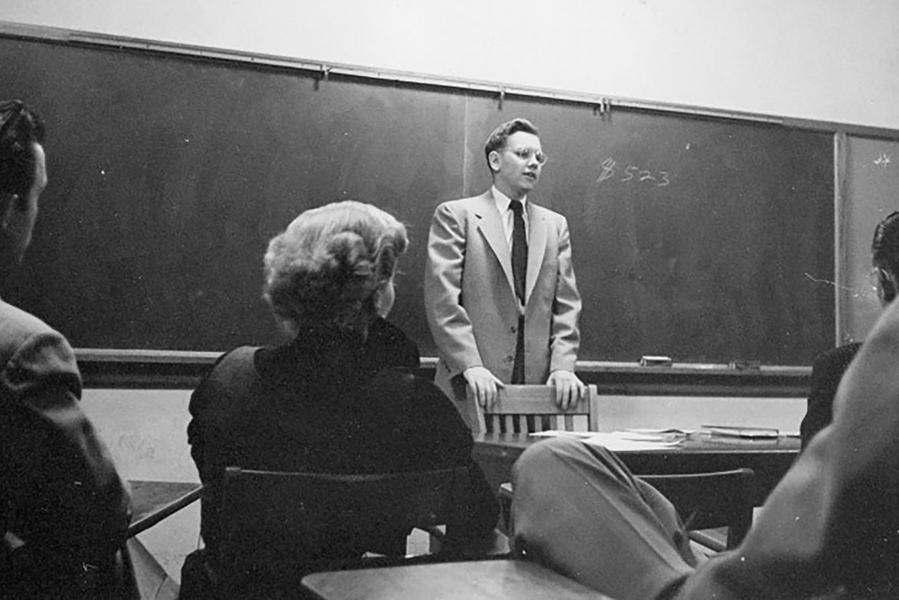 Уоррен Баффетт в Университете Небраски в Омахе, 1950-е годы