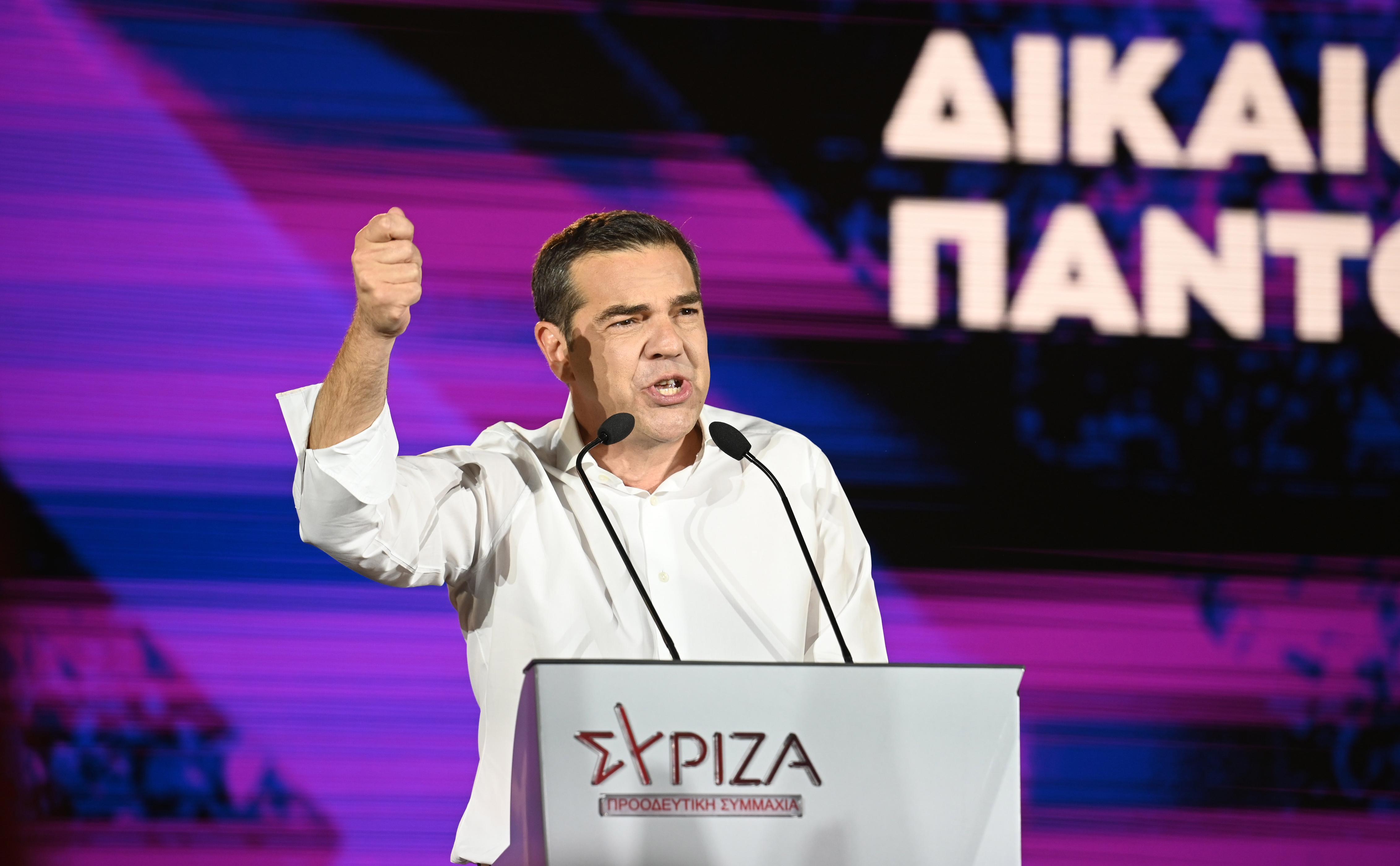 Греки на выборах предпочли партию восстановившего экономику премьера"/>













