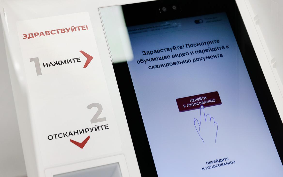 В Кремле изучат отношение избирателей к выборам и участию в них военных