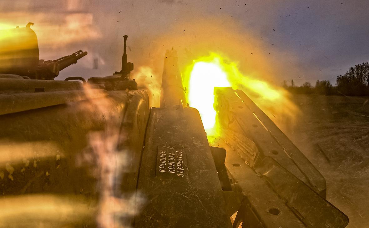 Силы ПВО сбили третий летевший на Москву беспилотник