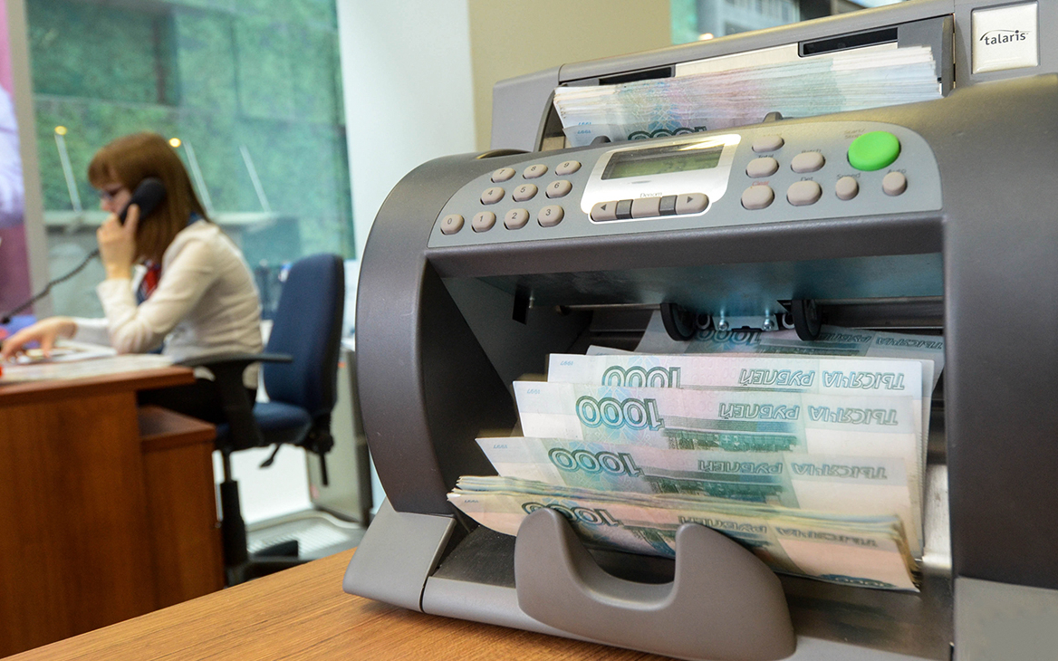 Финразведка поддержала смягчение контроля за банковскими операциями