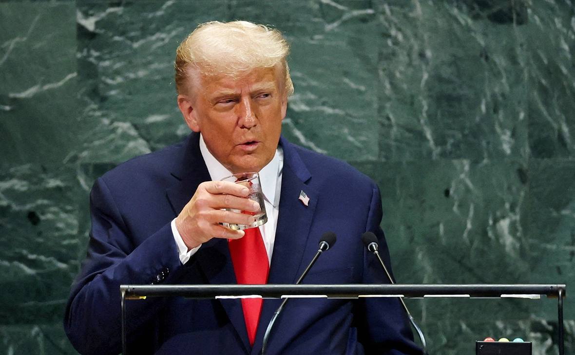 Mike Segar / Reuters