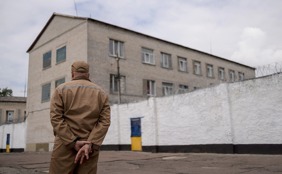 Thomas Peter / Reuters