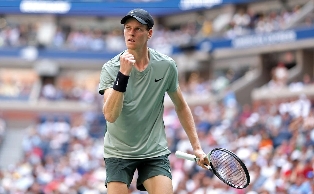 Matthew Stockman / Getty Images