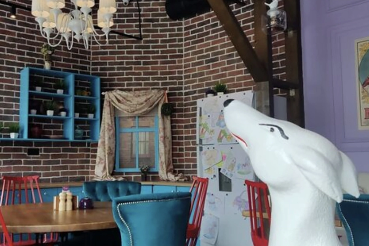 «Френдс». «Джо не делится едой»