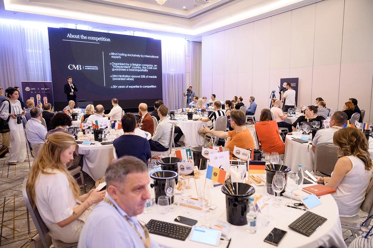 Впервые сессия для игристых вин прошла в Молдавии, и, сюрприз-сюрприз, закончилась она триумфом Шампани