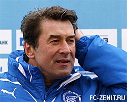 Главным тренером "Зенита" назначен А.Давыдов