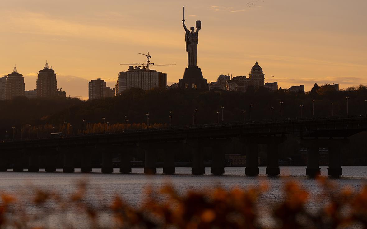 Politico сообщило, что переговоры о гарантиях Украине стали «неловкими»