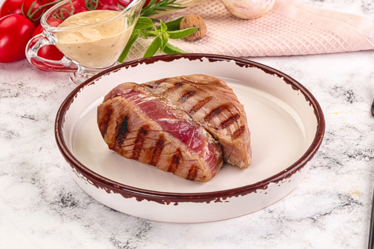 Тунец на гриле