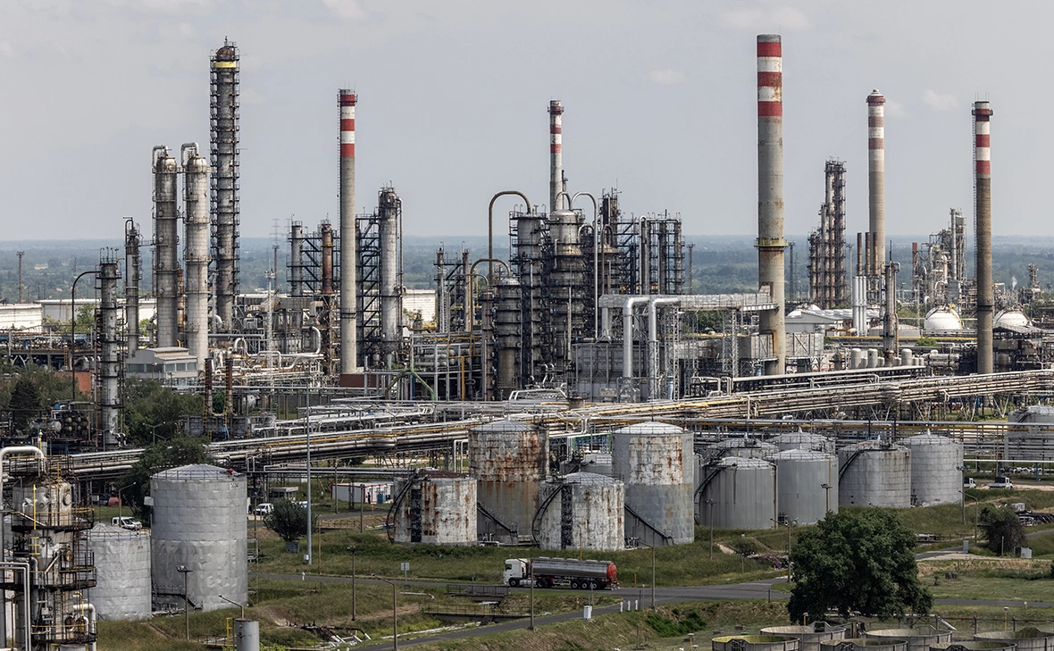 Janos Kummer / Getty Images