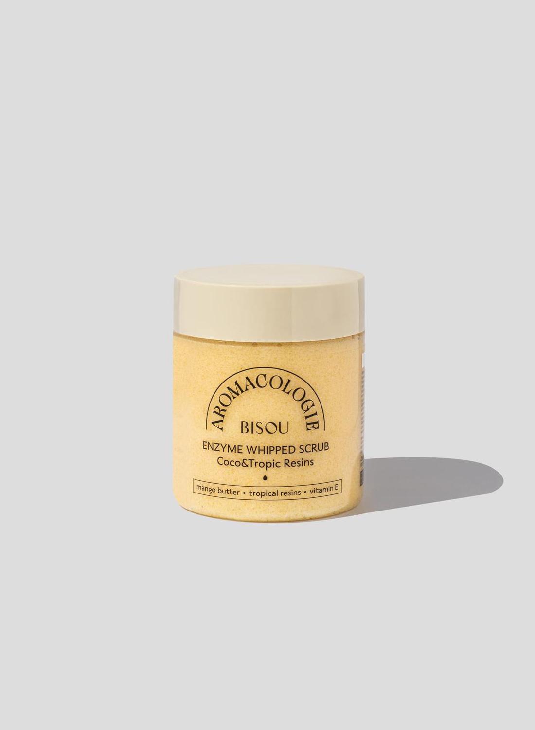 Взбитый энзимный скраб для тела Aromacologie, Coconut and Tropical Resins, Bisou, 466 руб. (&laquo;Золотое яблоко&raquo;)