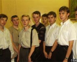 Московских школьников призвали на военные сборы