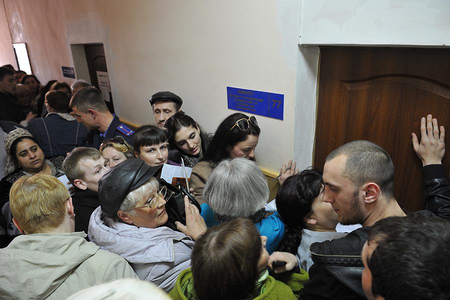 Прием документов на получение гражданства России в Крыму, 2014 год