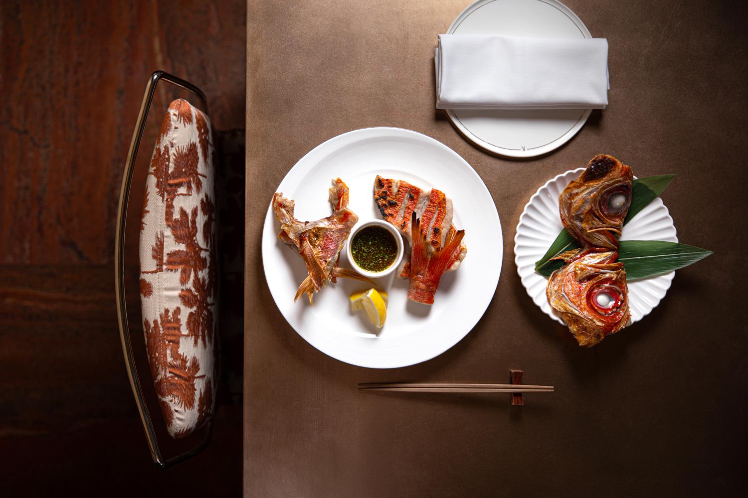 Рыба кинмедай, приготовленная на робате, Kiyomi