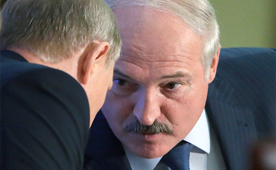 Президент России Владимир Путин и президент Белоруссии Александр Лукашенко (слева направо)