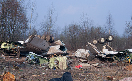 Обломки самолета Ту-154. 2010 год
