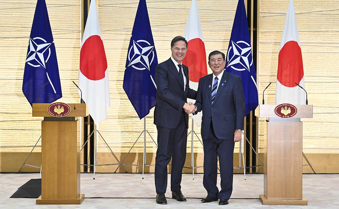 Генеральный секретарь НАТО Марк Рютте и премьер-министр Японии Сигэру Исиба