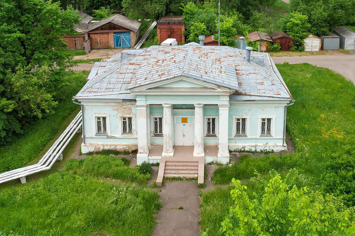 Усадьба Изварино в Новомосковском административном округе
