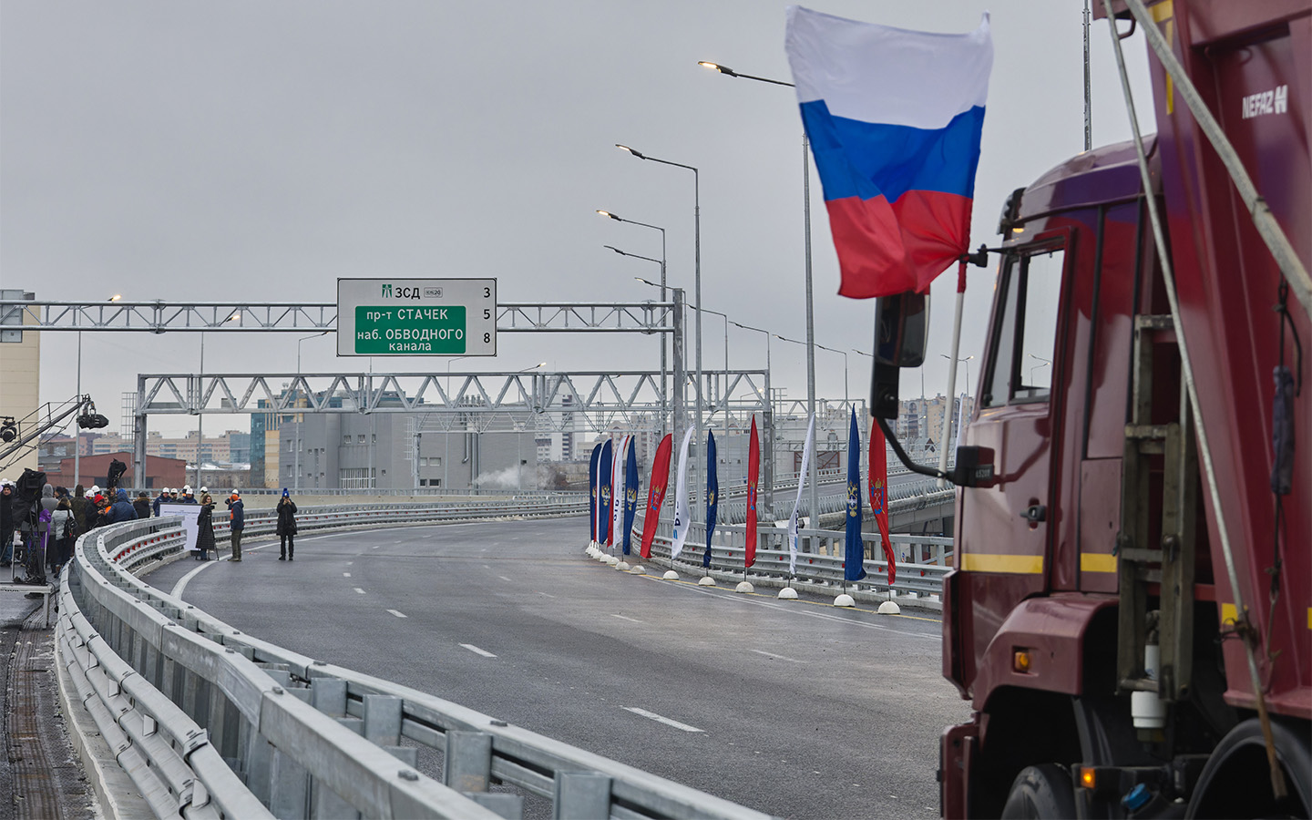 Витебская развязка длиной 2,5 км соединяет Западный скоростной диаметр (ЗСД) с Витебским проспектом