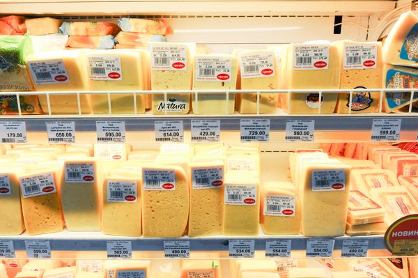 На прилавках Тюмени стало в три раза больше некачественных продуктов