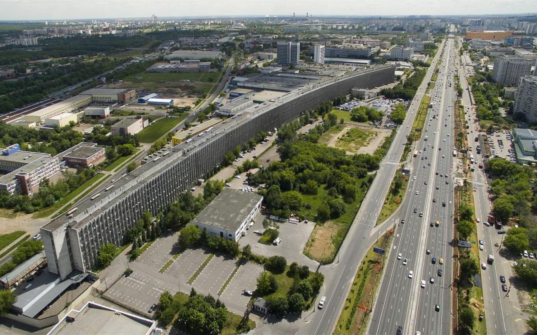 &laquo;Лежачий небоскреб&raquo; (НИЦЭВТ) в Москве